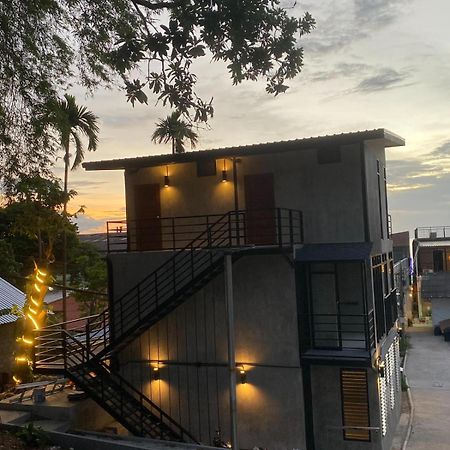 Rockstar Hotel & Bar Ko Tao Exterior photo